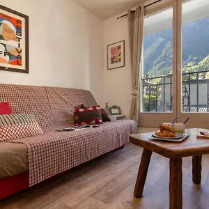 https://chamonix-sud-batiment-c-117.hotels-rhonealpes.com