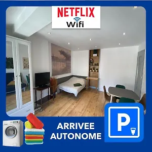 https://chic-cosy-f1-gare-chateaucreux-netflix.hotels-rhonealpes.com