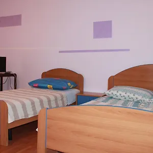 https://apartments-ana-pula.in-istria.net